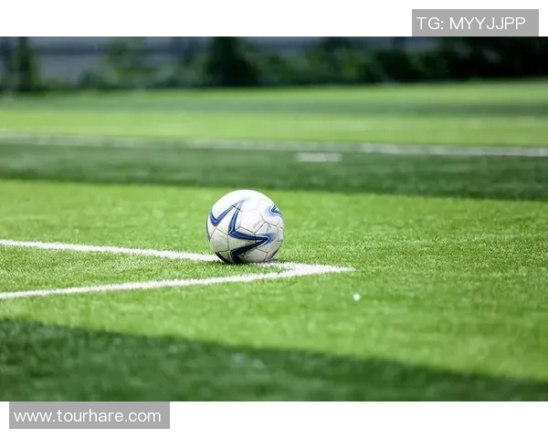 足球场上泪水如雨 球星们的告别与坚持背后的心酸与无奈