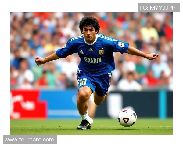 踢足球的四号球星是谁他在绿茵场上的传奇表现揭秘